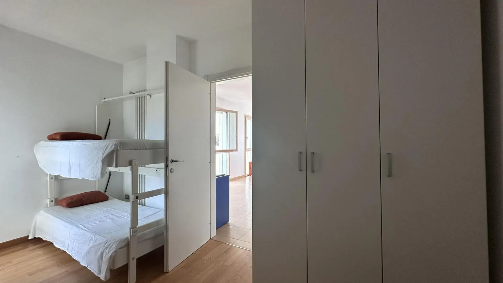 Misano Vista Mare Balcone, Ac E Parcheggio - Il Lupo Affitta Apartment Misano Adriatico